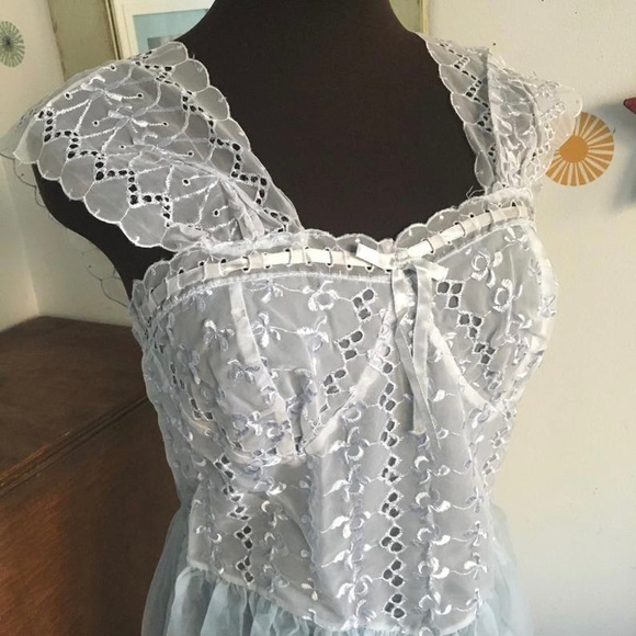 Vtg 60s Soft Icy Baby Blue Negligee/Princess Slip - Picture 4 of 5